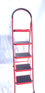 نردبان آپارتمانی سهند نیک 5 پله کفه پهن قرمز سفید نقره ای - چهارپایه پهن تولید تبریز