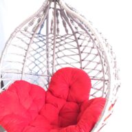 تاب آویز مکرومه سهند نیک با کوسن قرمز و پایه فلزی - تولید تبریز